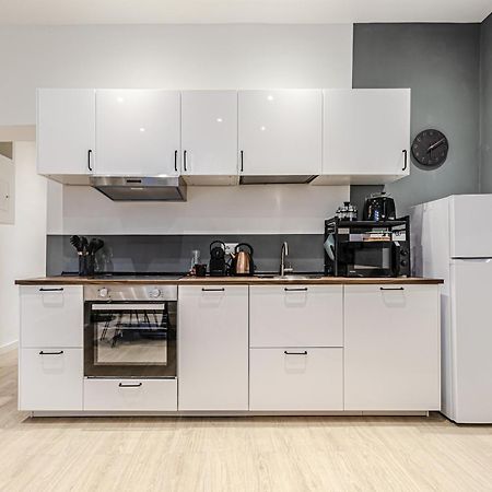 Discover Apartment ลีวอร์โน ภายนอก รูปภาพ