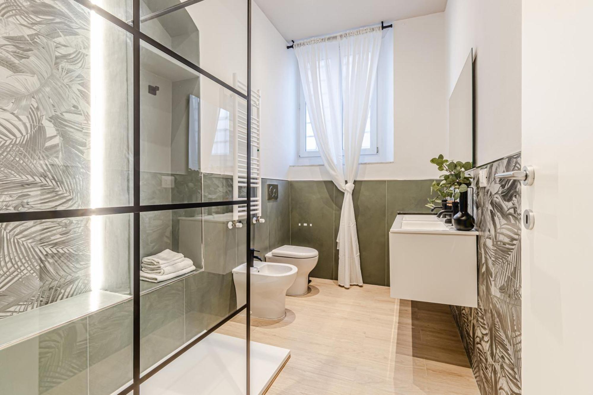 Discover Apartment ลีวอร์โน ภายนอก รูปภาพ